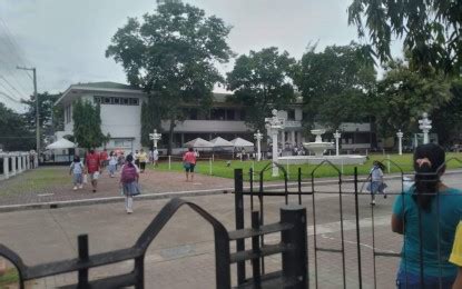 deped dumaguete|Dumaguete LGU acquires private school facility for DepEd use.